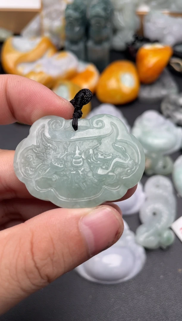 吊坠(不含链)未镶嵌翡翠1