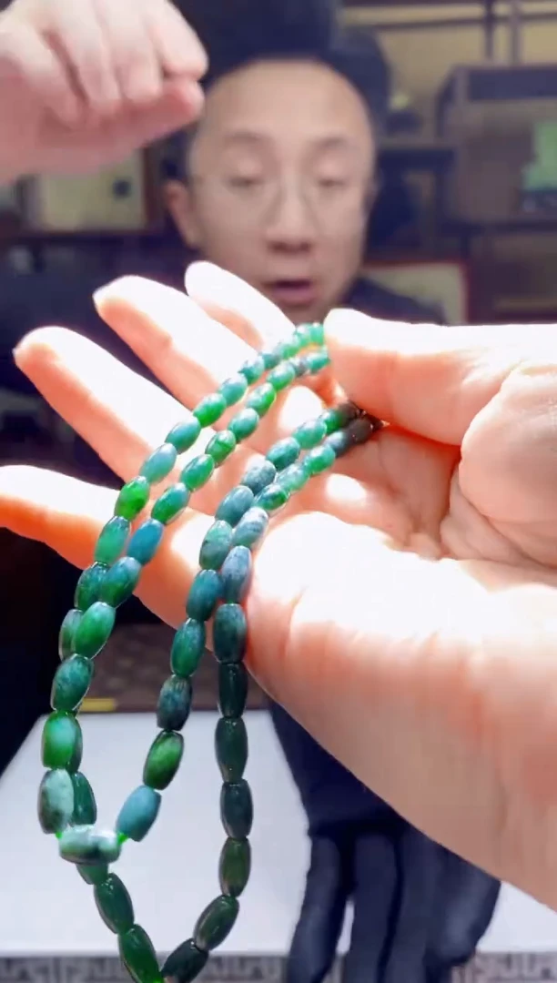 定制翡翠未镶嵌LL翡翠毛货LJD13-32