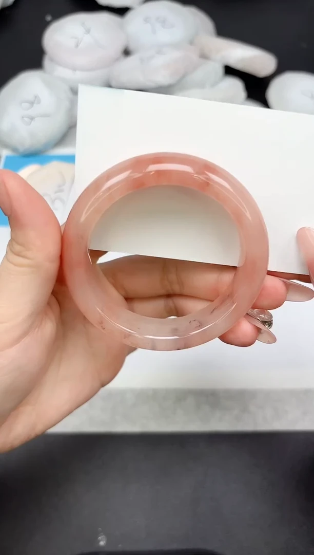 【闪购商品】石英质玉手镯未镶嵌276-53