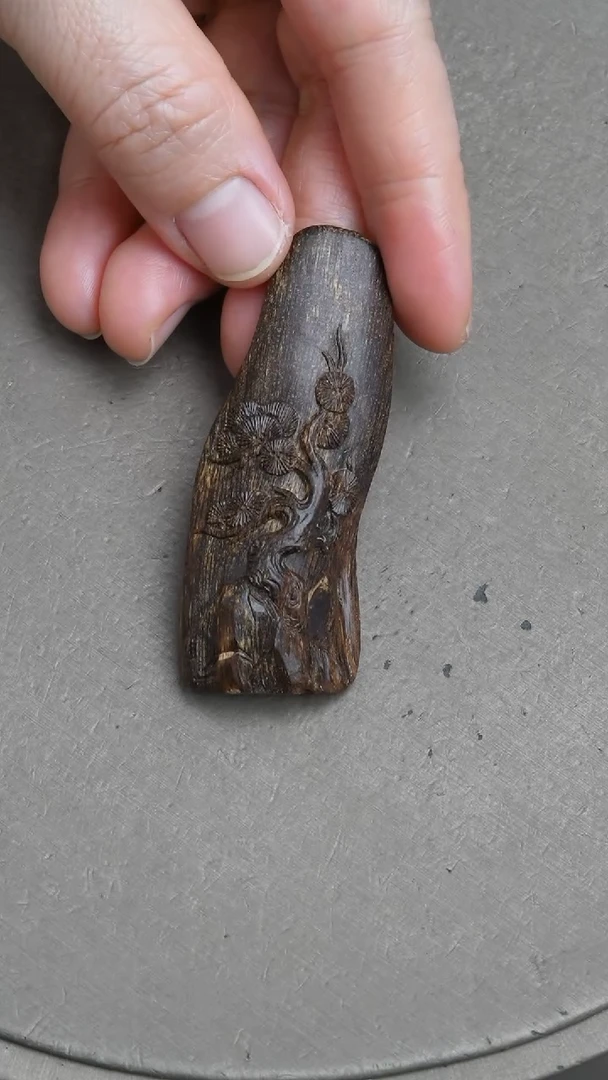 【闪购商品】沉香吊坠沉水惠安沉香雕刻挂件9克