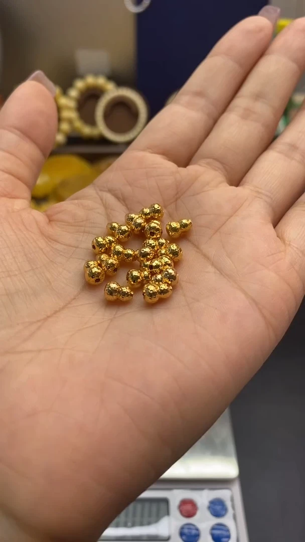 琥珀未镶嵌珠宝奇石的配饰1002多样性发其一