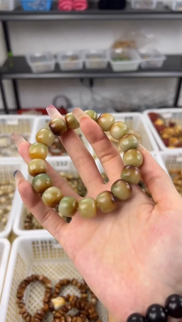 吊坠菩提根/象牙果卡14抹茶粟子高油料桶珠文玩手串332