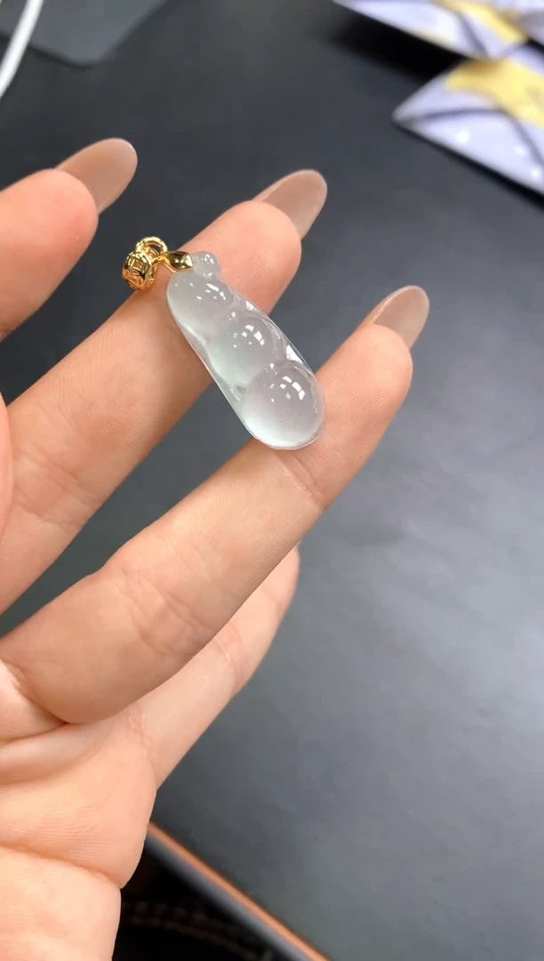 翡翠未镶嵌颈饰名饰精品（吊坠加扣头）31