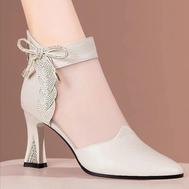 韩版网靴女镂空中跟尖头网纱凉鞋女夏2025新款水钻蝴蝶结粗跟凉靴