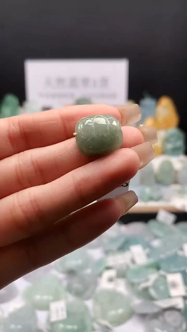 吊坠(不含链)未镶嵌翡翠吊坠