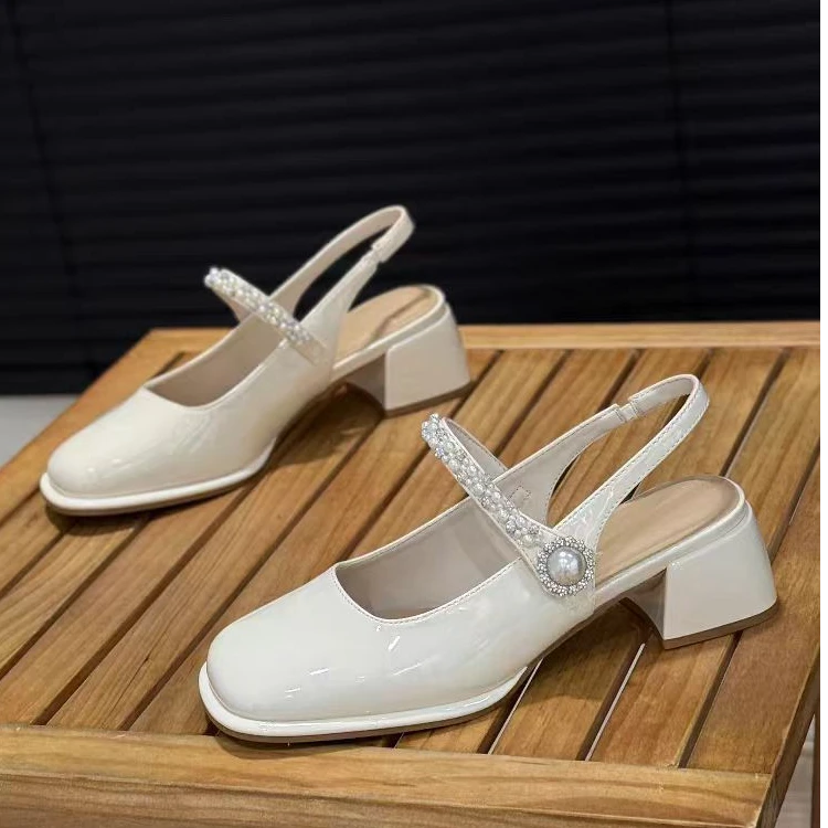 9H-351   新款法式时尚气质粗跟凉鞋