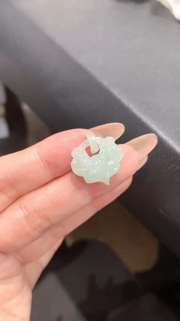 【闪购商品】定制翡翠未镶嵌翡翠