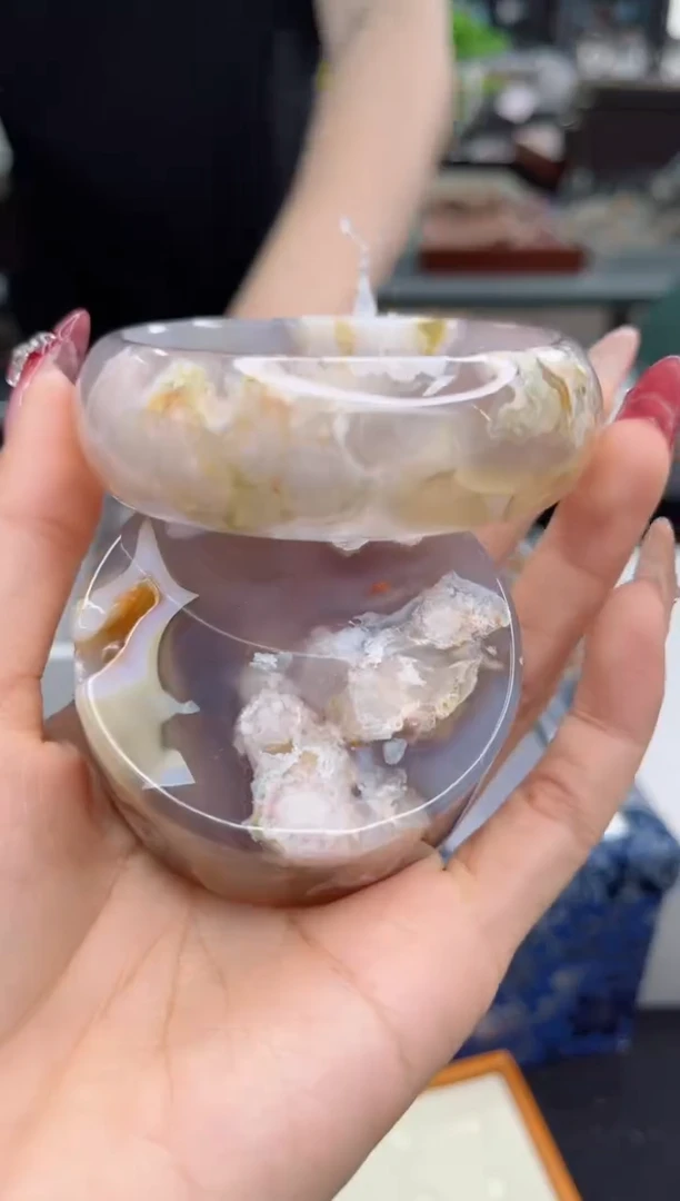 【闪购商品】石英质玉手镯未镶嵌60圈口（赠品镯心）3545700