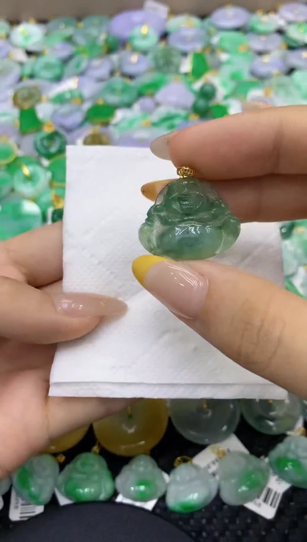 颈饰未镶嵌翡翠天然缅甸翡翠A货