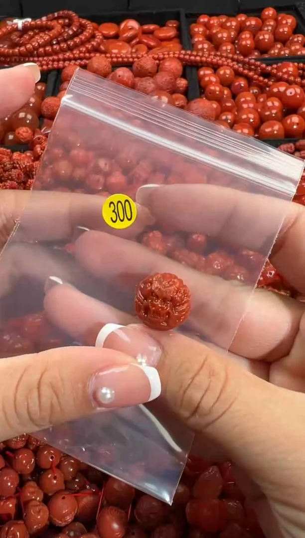 颈饰未镶嵌南红玛瑙1