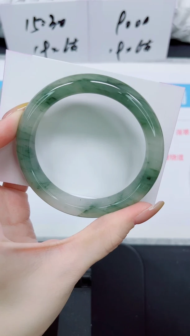 石英质玉手镯未镶嵌59