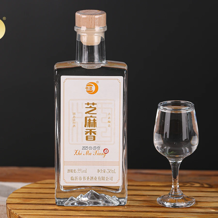 书圣书圣芝麻香型白酒，纯粮固态，优雅细腻、绵柔醇厚55度245ml