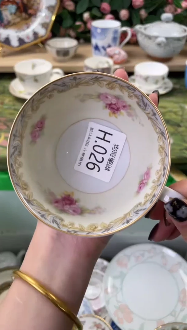 瓷片肥**儿26狗哥瓷器直播间111