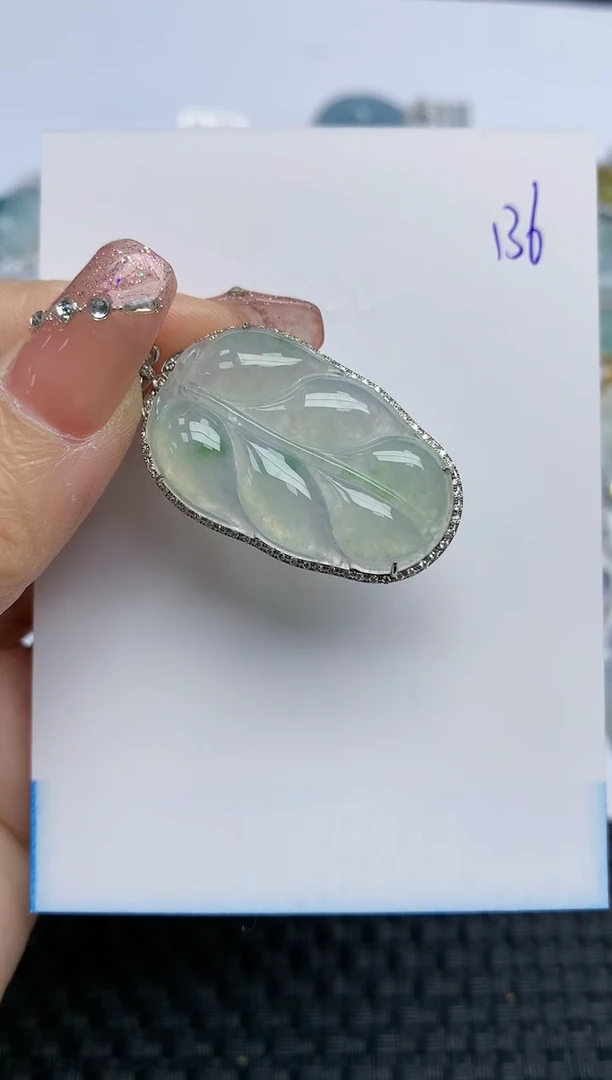 【闪购商品】翡翠颈饰18K金镶嵌天然A货翡翠 136