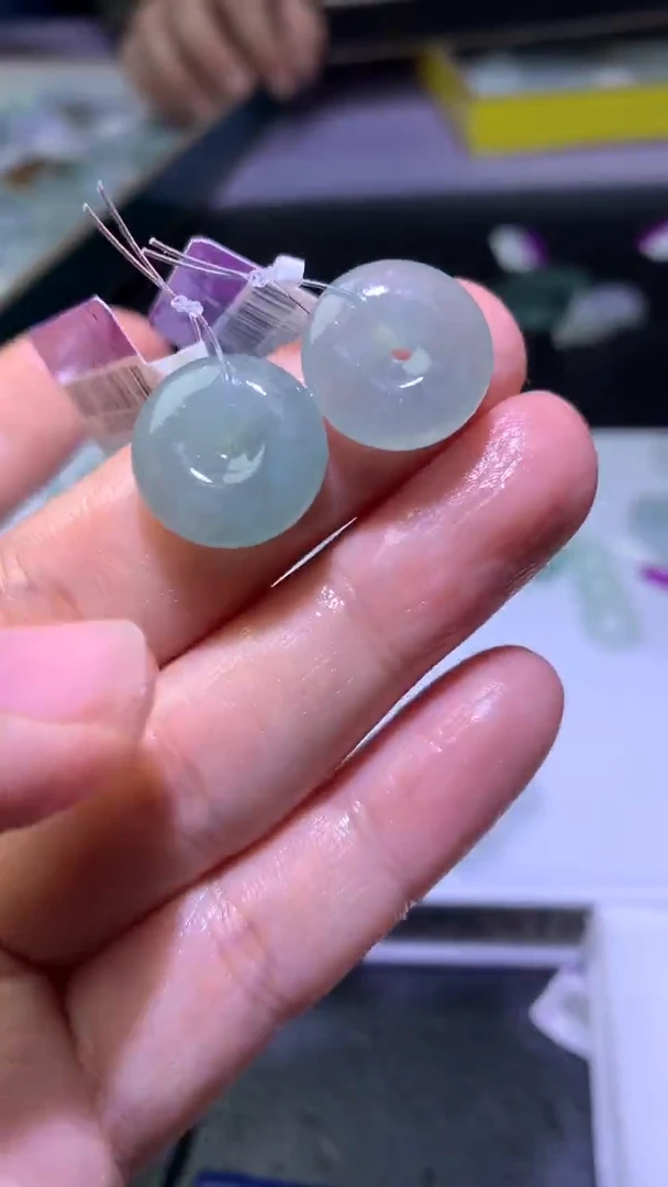 未镶嵌定制翡翠娴*毛货