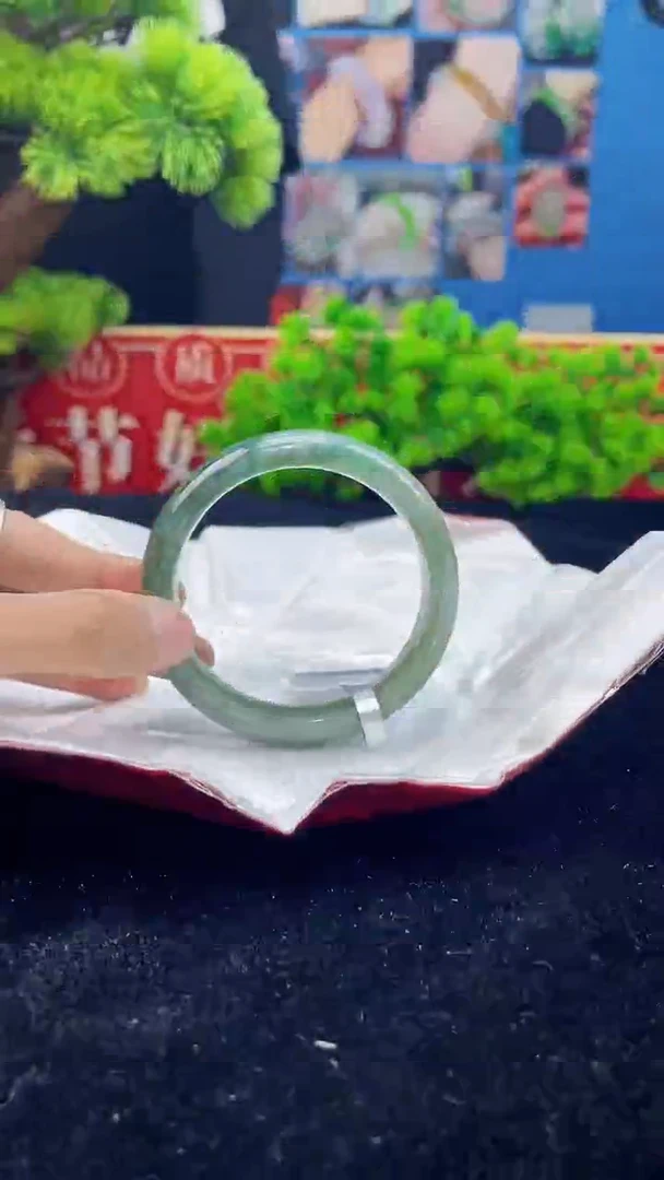 【闪购商品】翡翠手镯未镶嵌手镯14