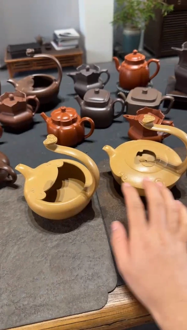 【闪购商品】紫砂茶壶执如意 黄金段 紫砂壶