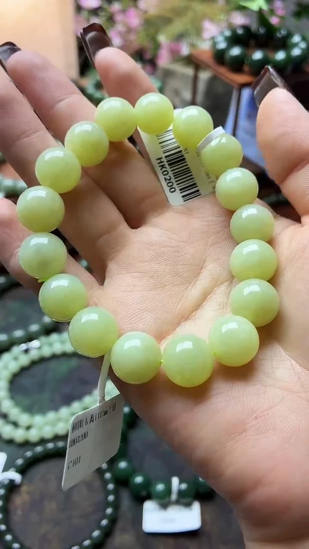 未镶嵌手链和田玉（糖玉）黄口大点位