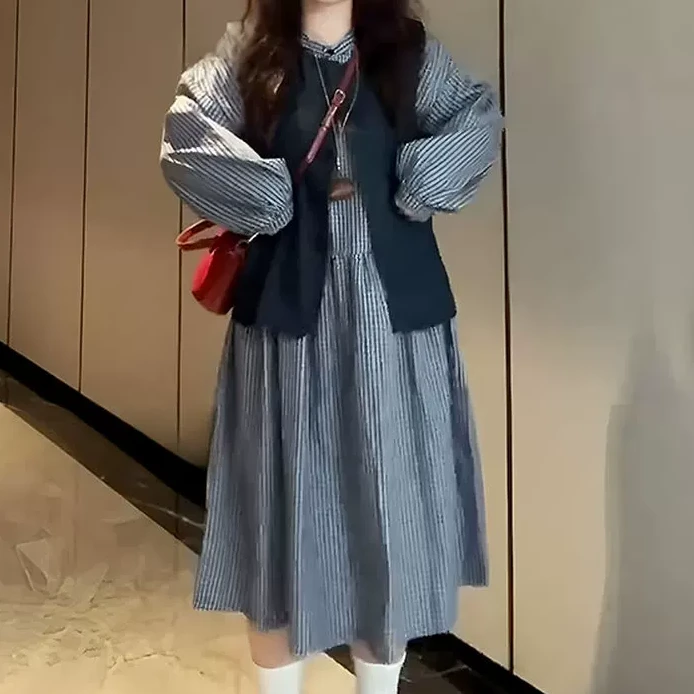 马甲外套格子连衣裙两件套女胖mm减龄早秋穿搭一整套7377