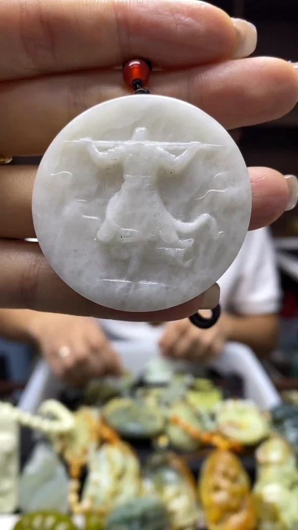 未镶嵌岫玉挂件