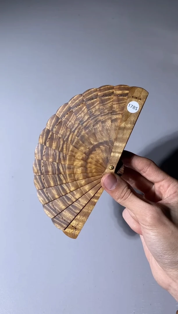 【闪购商品】金丝楠178号10cm金丝楠迷你扇