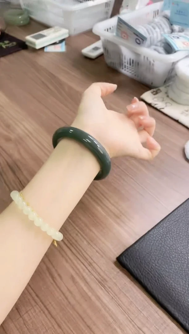 未镶嵌手镯石英质玉159-60