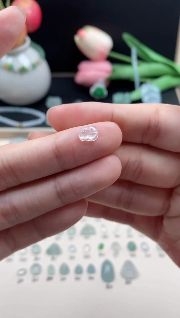 翡翠裸石翡翠貔貅