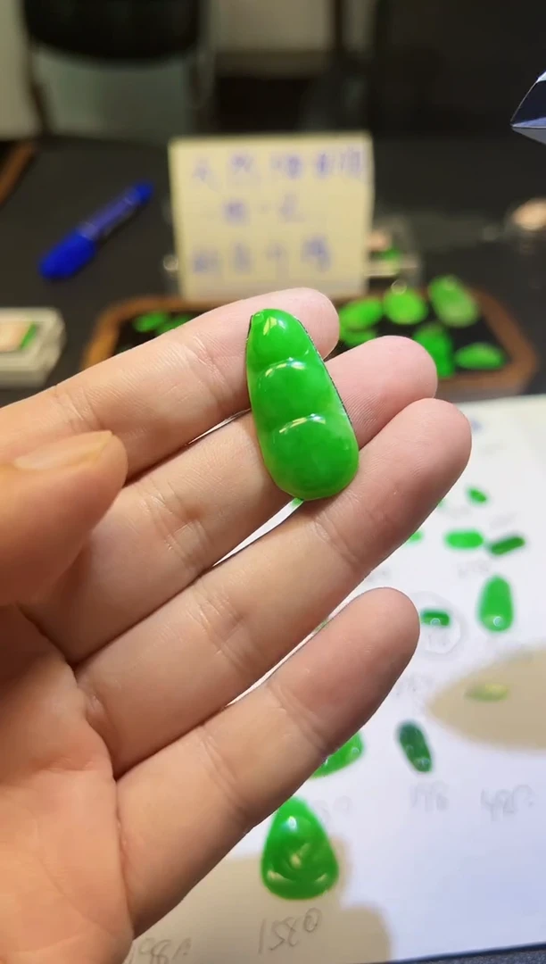 裸石翡翠天然缅甸A货翡翠   未镶嵌