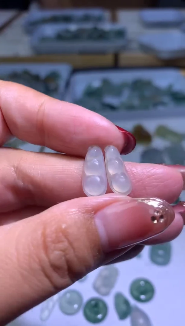【闪购商品】定制翡翠未镶嵌毛货