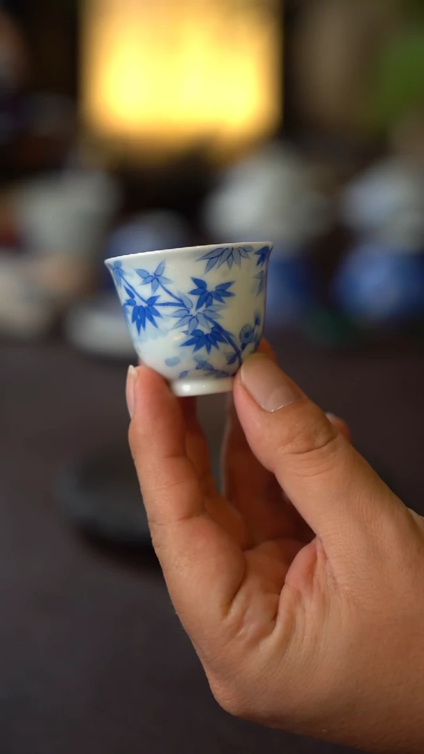 景德镇全手工手绘青花竹子小主人杯