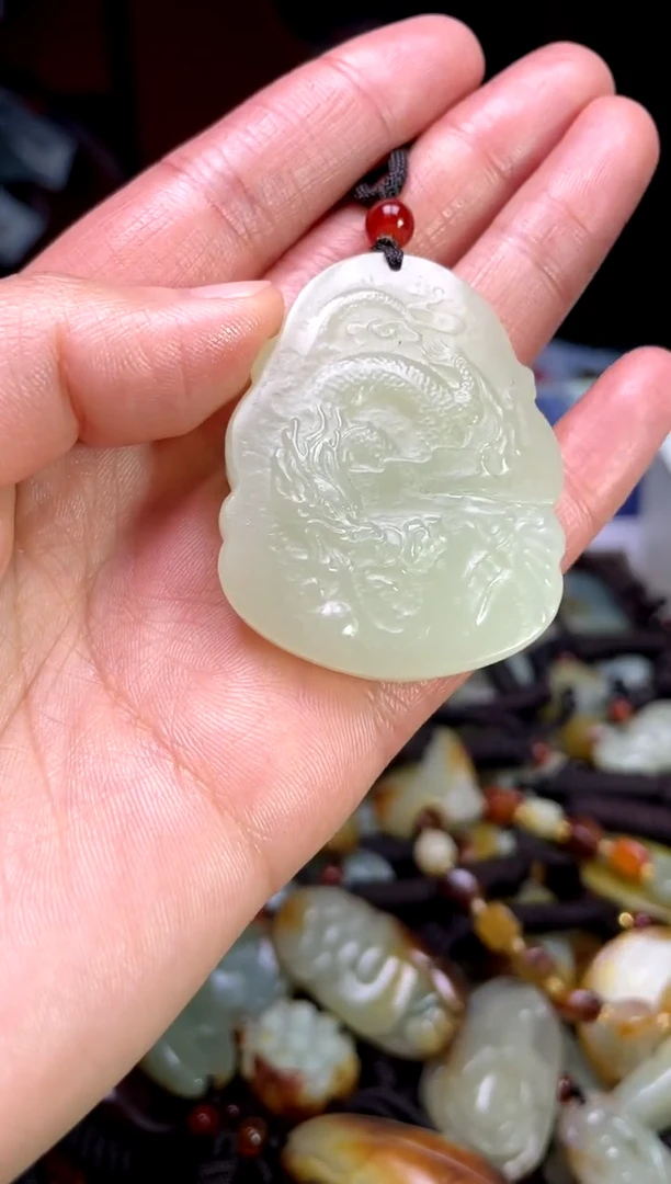 【闪购商品】和田玉颈饰未镶嵌1