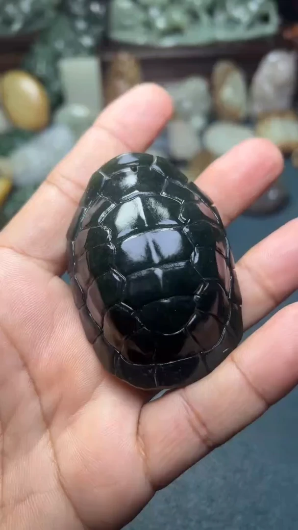 未镶嵌和田玉把件-