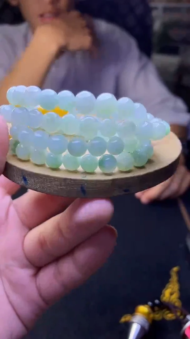 定制翡翠未镶嵌天然缅甸A货翡翠，多样性发货，拍一发一