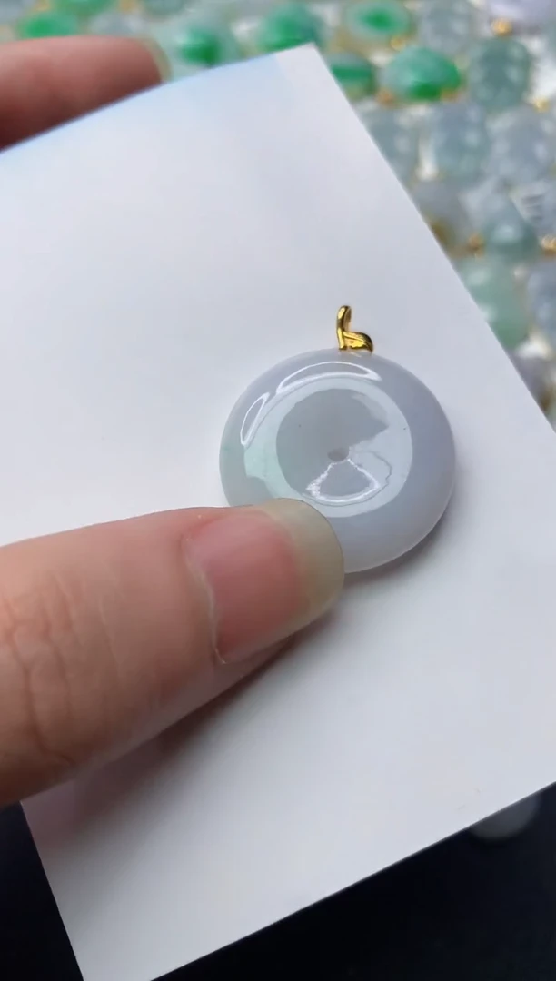 【闪购商品】翡翠颈饰18K金镶嵌55.........