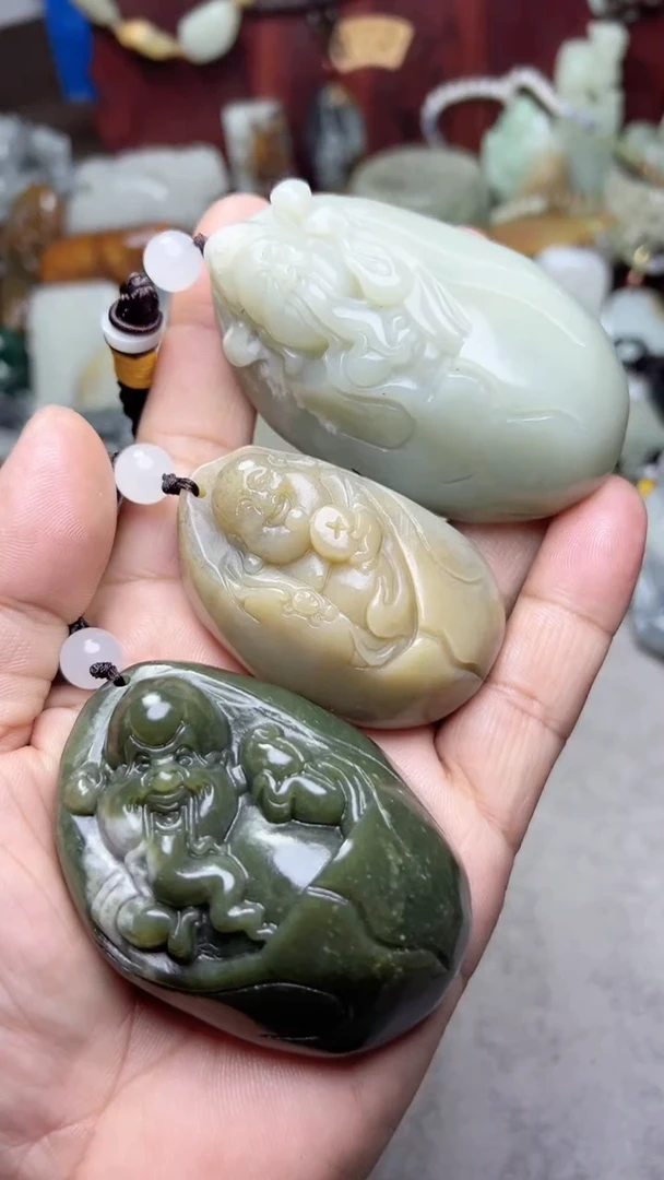 【闪购商品】和田玉把件未镶嵌3有裂  有毛病 