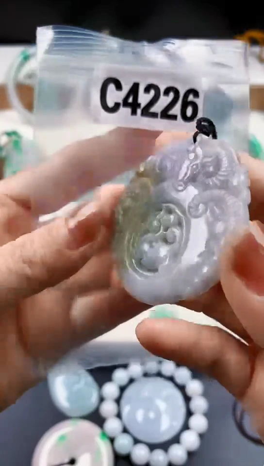 颈饰未镶嵌翡翠天然翡翠吊坠挂件