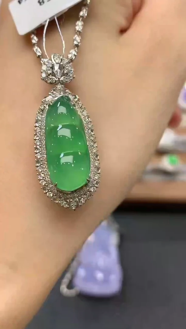 吊坠(不含链)18K金镶嵌翡翠q262