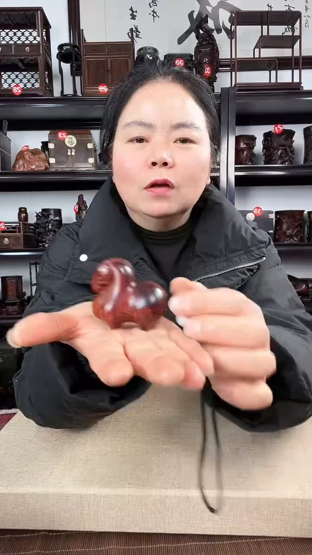 【闪购商品】木899瑕疵老李红木工艺品