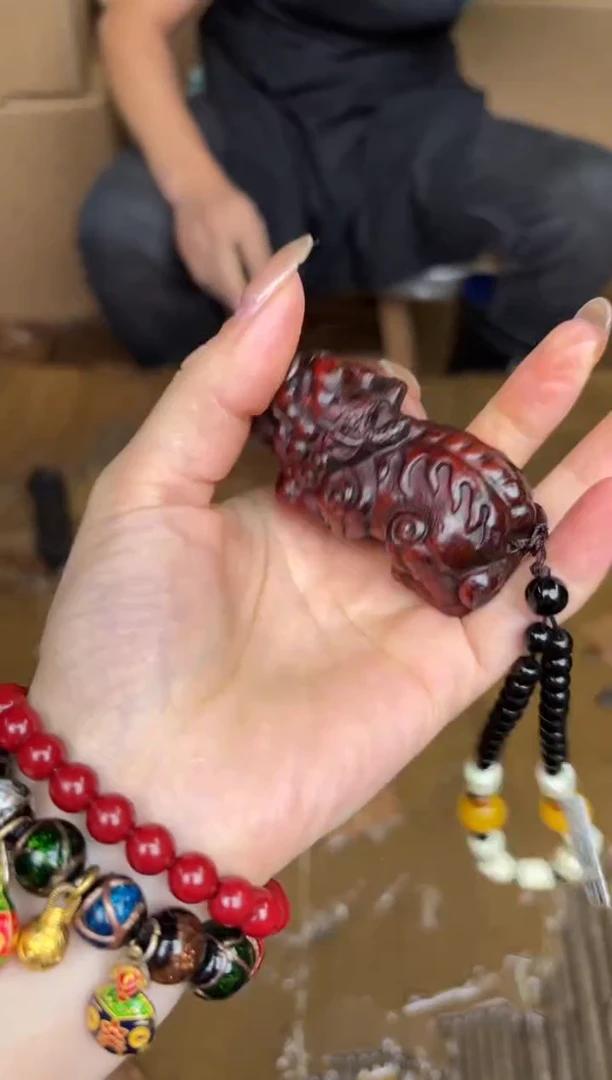 大檀精品手串《无礼盒》