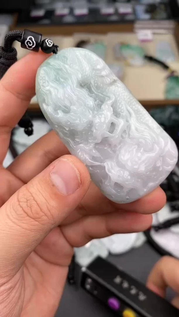 【闪购商品】翡翠颈饰未镶嵌  天然翡翠，一物一图