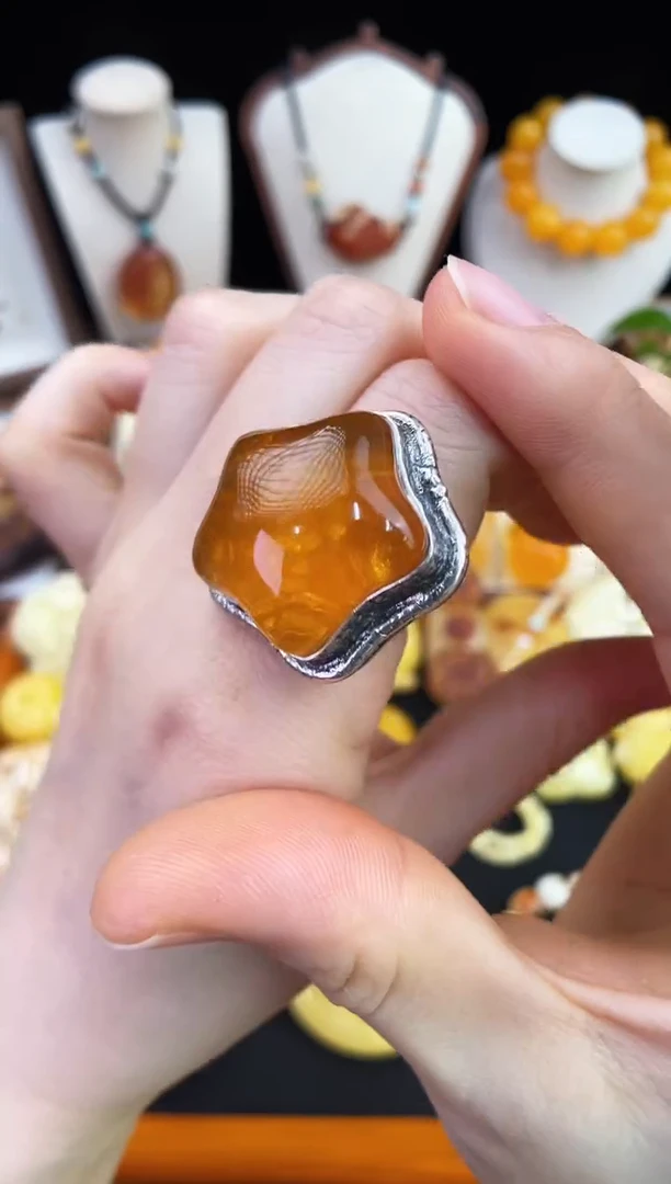 琥珀未镶嵌珠宝奇石柒月