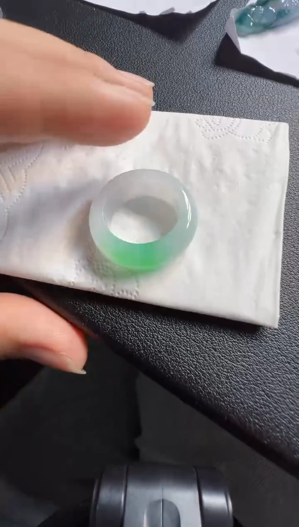 未镶嵌戒指翡翠1980