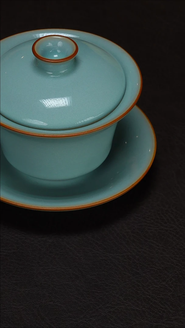 杯子东****出补发天青盖子，解决盖子扭问题