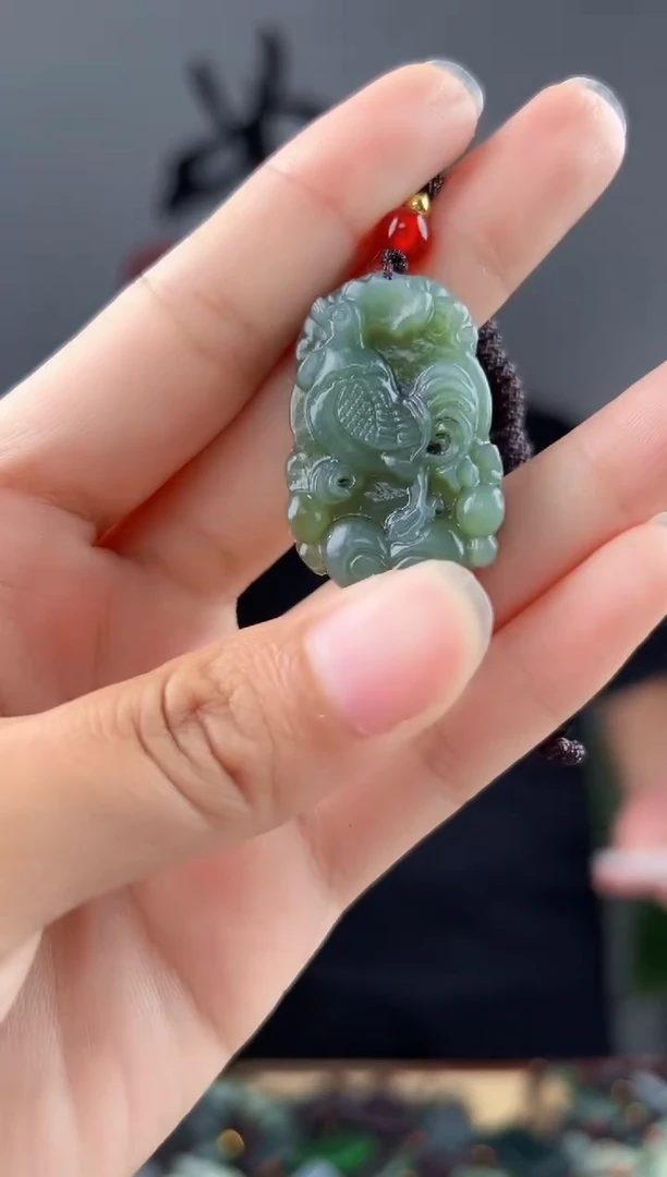 颈饰未镶嵌和田玉拍一发一，多样性发货