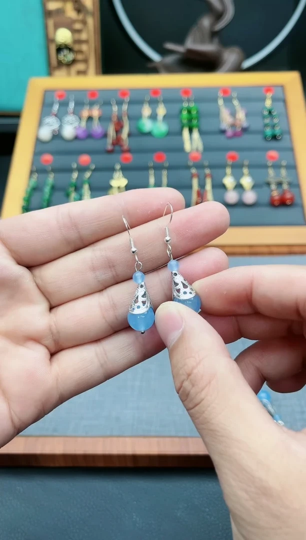 【闪购商品】玛瑙/玉髓耳钉银S925镶嵌42000