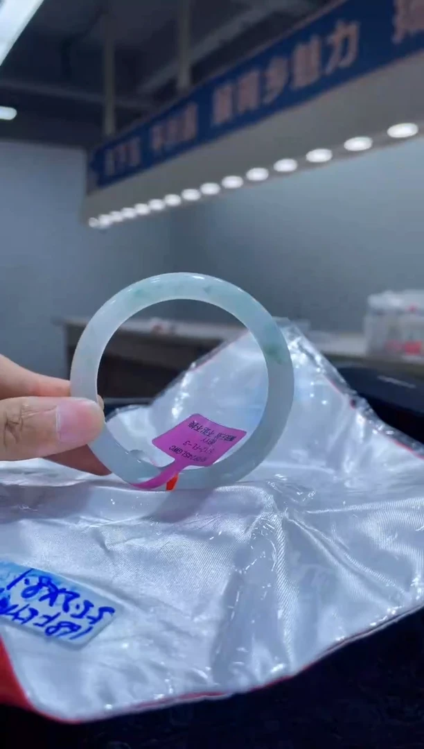 未镶嵌手镯翡翠手镯34