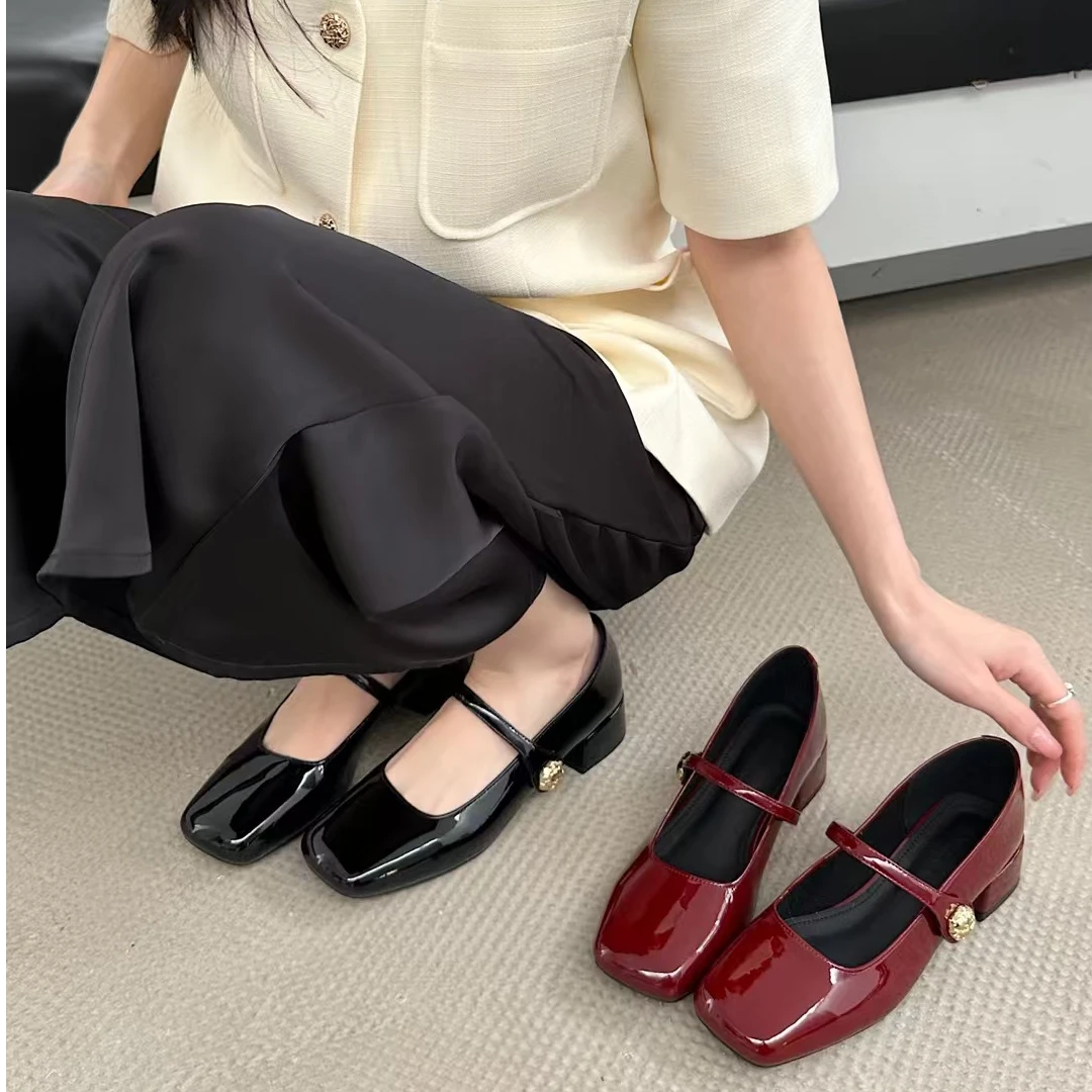 【大美家722】7月新款复古法式玛丽珍单鞋漆皮粗跟1685