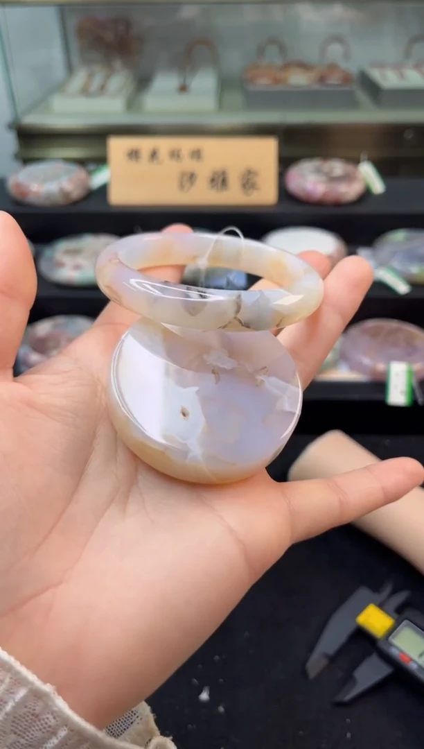 未镶嵌手镯石英质玉55圈口（赠品镯心）1234426