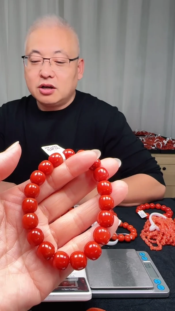 未镶嵌多样性发一件南红玛瑙【高货】锦红11mm保山老型单圈