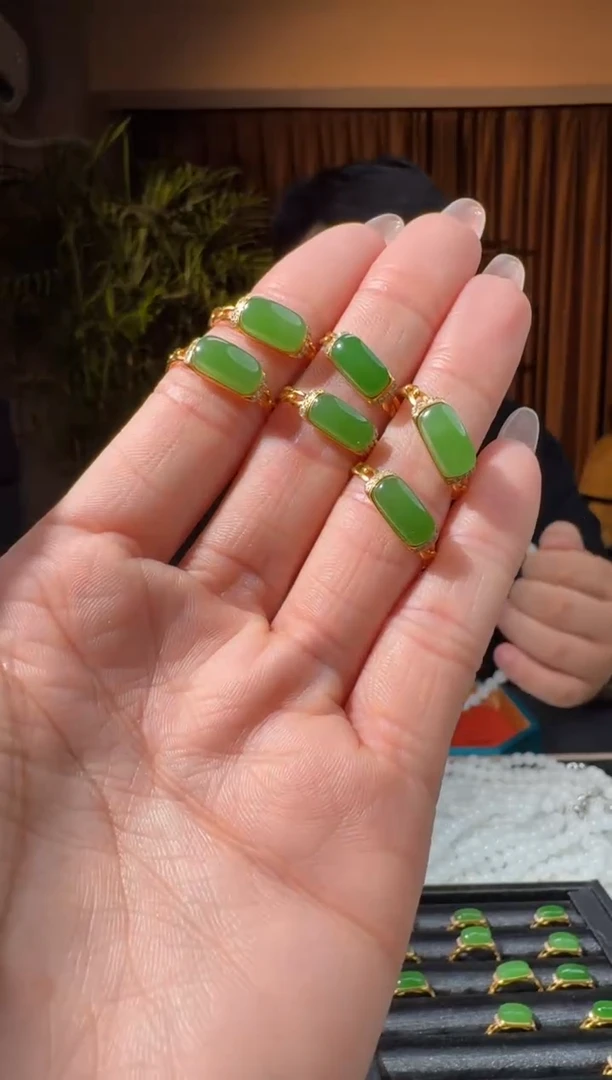 和田玉18K金镶嵌颈饰87冯总6.3多样性拍一发一